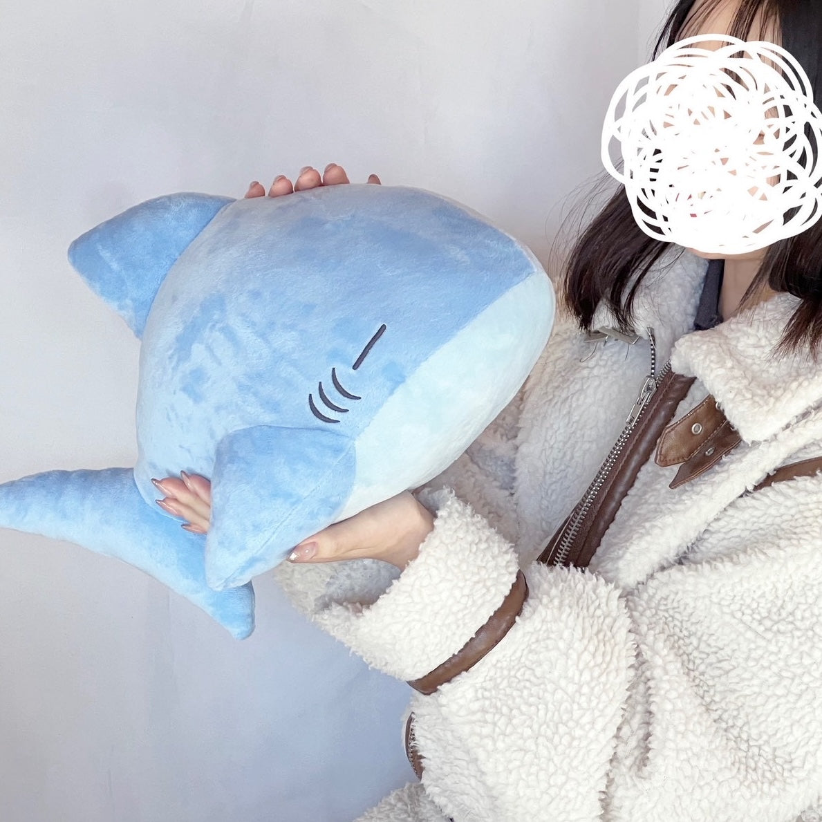 【予約商品】れおなるど 一緒に寝れるサメぬいぐるみ 青