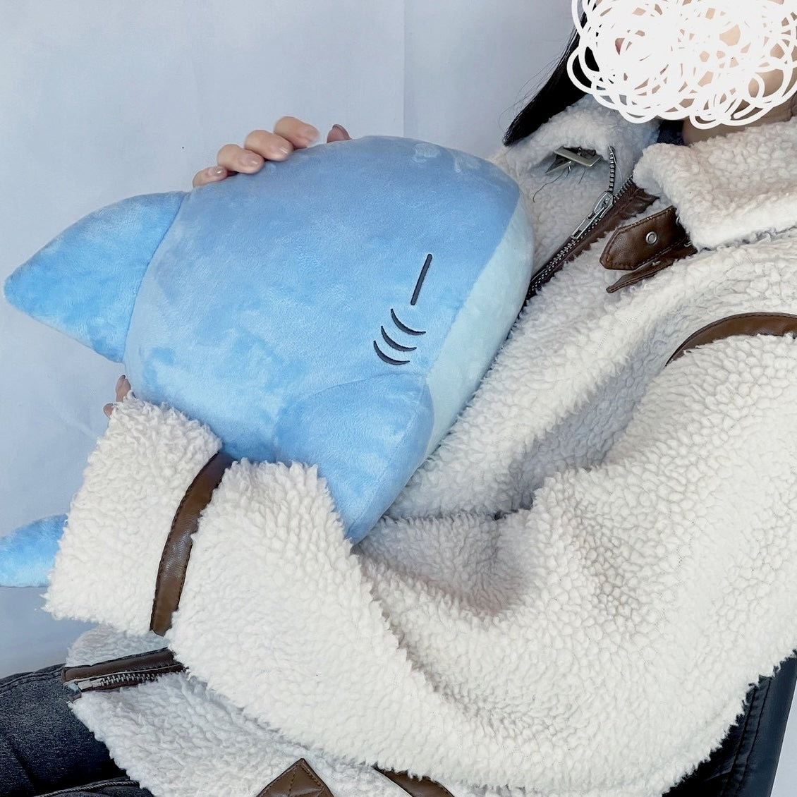 【予約商品】れおなるど 一緒に寝れるサメぬいぐるみ 青