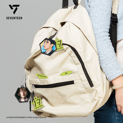 SEVENTEEN 3D LENTICULAR ACRYLIC KEY RING STAND（17 IS RIGHT HERE Ver.）