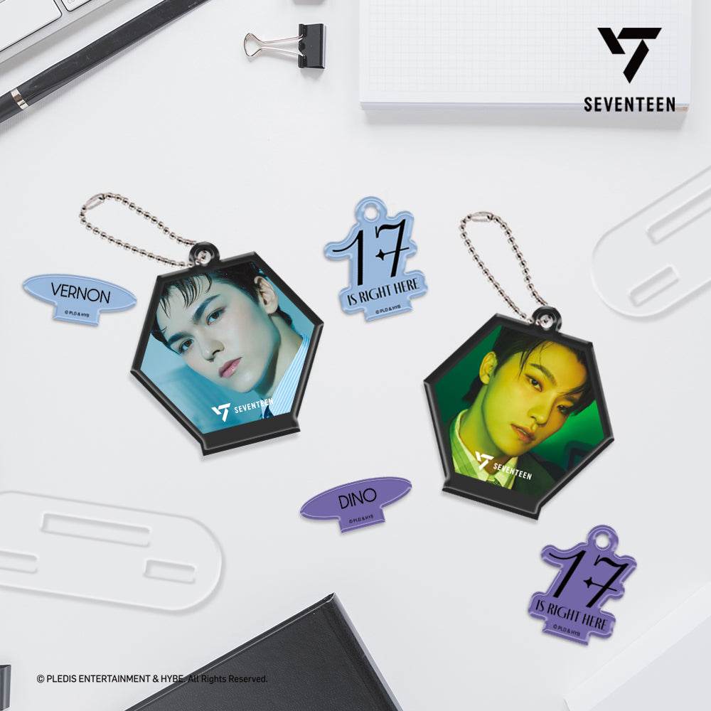 SEVENTEEN 3D LENTICULAR ACRYLIC KEY RING STAND（17 IS RIGHT HERE